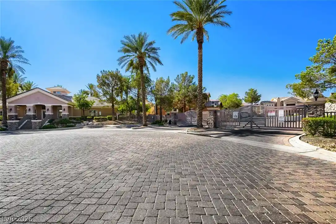 Listing Photo 2 - Condo for sale in 3555 Meridale Dr located at 3555 Meridale Dr, Las Vegas, NV 89147 - Unit #2160