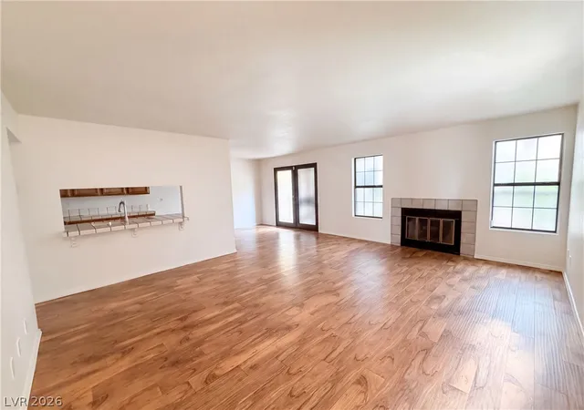 Photo 3 of Sale Pending at 5056 Jeffreys St #102, Las Vegas, NV 89119 | MLS# 2808755 | Listing updated on 2026-09-02
