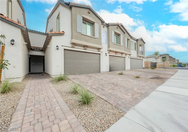 Photo 4 of Sale Pending at 275 Callen Fls Ave #2113, Henderson, NV 89011 | MLS# 2809039 | Listing updated on 2026-08-31