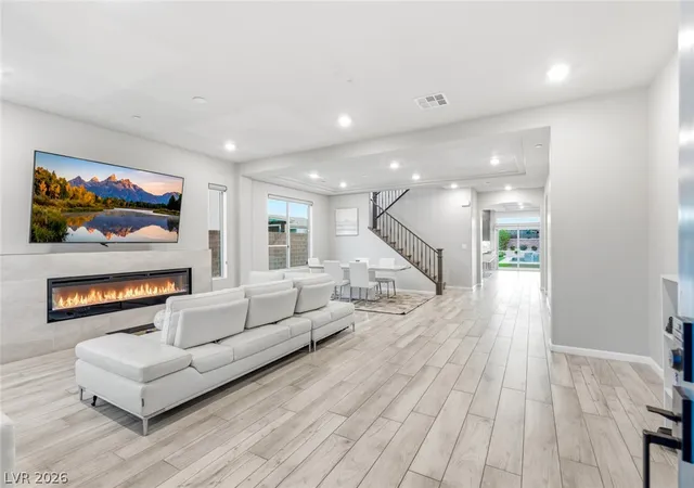 Photo 4 of Single family home for sale at 8727 Twisted Vine Ln, Las Vegas, NV 89139 | MLS# 2809164 | Listing updated on 2026-09-04