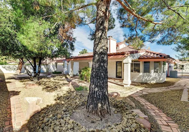 Photo 3 of Single family home for sale at 69 Chesney Dr, Henderson, NV 89074 | MLS# 2809166 | Listing updated on 2026-09-25