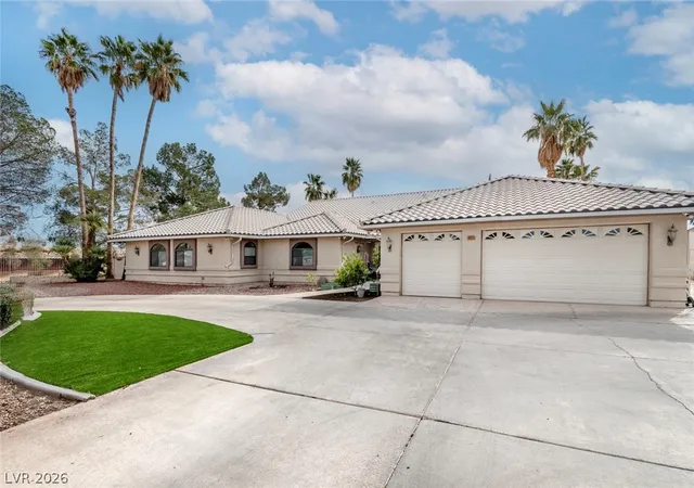 Photo 3 of Sale Pending at 6425 Tara Ave, Las Vegas, NV 89146 | MLS# 2809098 | Listing updated on 2026-09-08