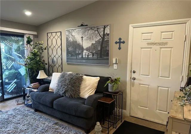 Photo 4 of Sale Pending at 950 Seven Hills Dr #1423, Henderson, NV 89052 | MLS# 2809189 | Listing updated on 2026-10-02