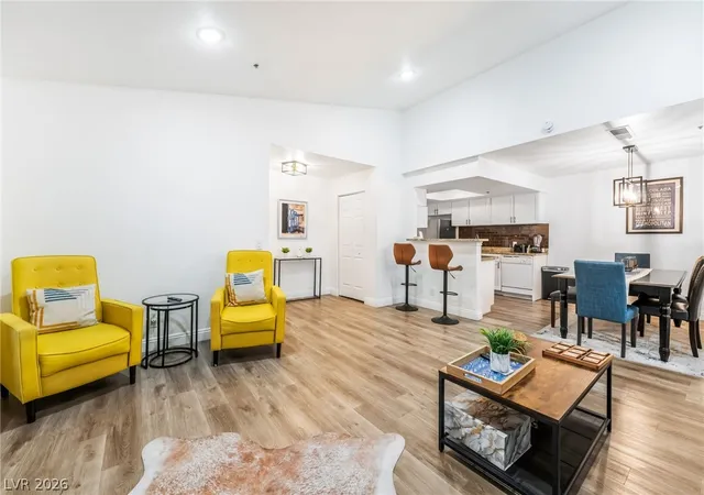 Photo 2 of Condo for sale at 4200 S Valley View Blvd #3040, Las Vegas, NV 89103 | MLS# 2809319 | Listing updated on 2026-09-12