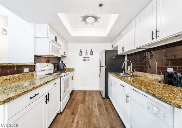Photo 4 of Condo for sale at 4200 S Valley View Blvd #3040, Las Vegas, NV 89103 | MLS# 2809319 | Listing updated on 2026-09-12