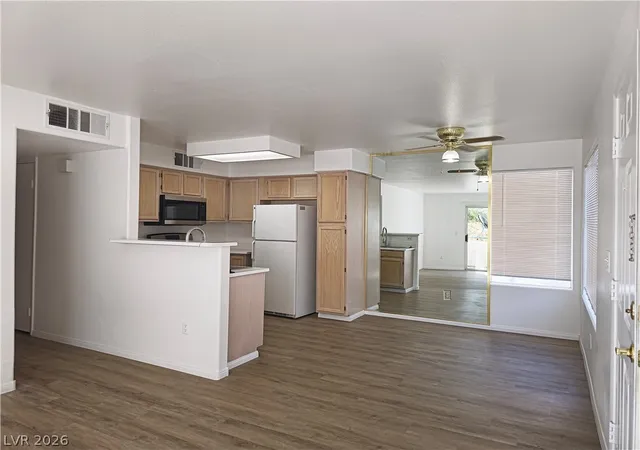 Photo 4 of Condo for sale at 3425 E Russell Rd #265, Las Vegas, NV 89120 | MLS# 2808982 | Listing updated on 2026-09-19