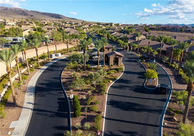 Photo 3 of Single family home for sale at 2781 Josephine Dr, Henderson, NV 89044 | MLS# 2808871 | Listing updated on 2026-09-12
