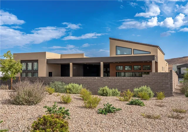 Photo 3 of Single family home for sale at 11134 Desert Hts Ave, Las Vegas, NV 89135 | MLS# 2808113 | Listing updated on 2026-09-16