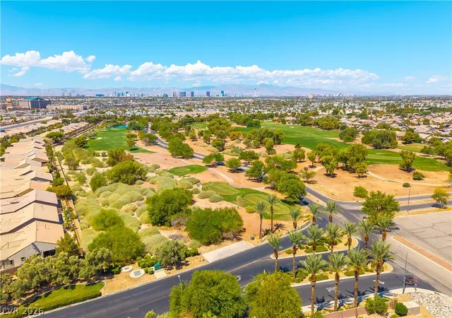 Photo 3 of Sale Pending at 4064 Russian Rider Dr, Las Vegas, NV 89122 | MLS# 2809354 | Listing updated on 2026-09-08