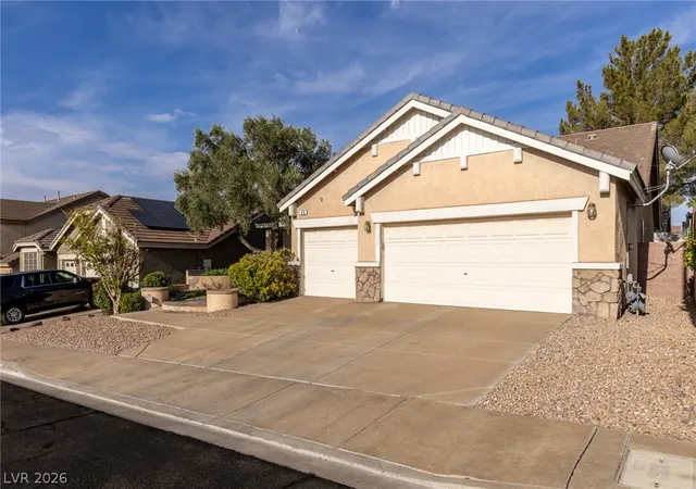 Photo 2 of Single family home for sale at 98 Glendive St, Henderson, NV 89012 | MLS# 2808276 | Listing updated on 2026-08-31