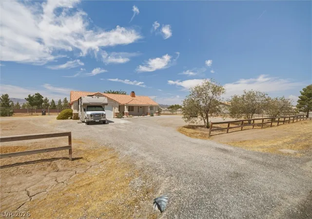 Photo 3 of Single family home for sale at 1660 Tiptop Trl, Pahrump, NV 89048 | MLS# 2809300 | Listing updated on 2026-09-06