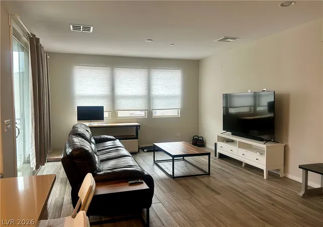 Listing Photo 5 - Condo for sale in building located at 11290 Hidden Peak Ave, Las Vegas, NV 89135 - Unit #212