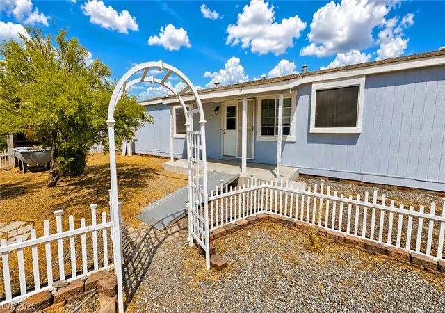 Photo 3 of Manufactured home for sale at 5551 Money St, Pahrump, NV 89048 | MLS# 2807188 | Listing updated on 2026-09-08