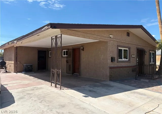 Photo 3 of Single family home for sale at 5213 Pebble Beach Blvd, Las Vegas, NV 89108 | MLS# 2809468 | Listing updated on 2026-09-14