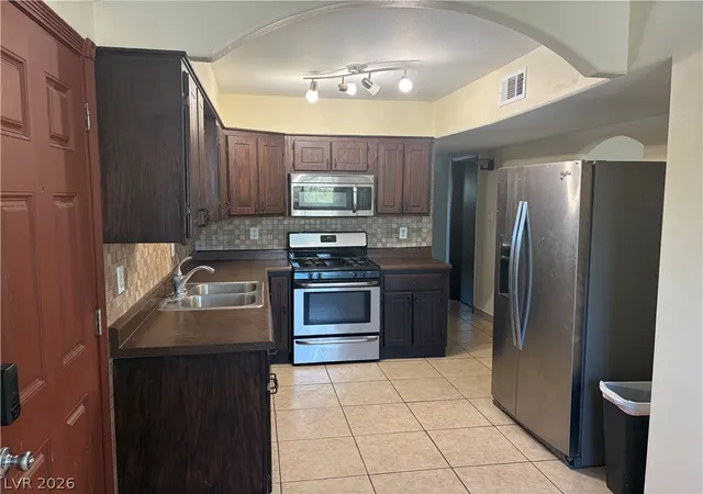 Photo 4 of Single family home for sale at 5213 Pebble Beach Blvd, Las Vegas, NV 89108 | MLS# 2809468 | Listing updated on 2026-09-14