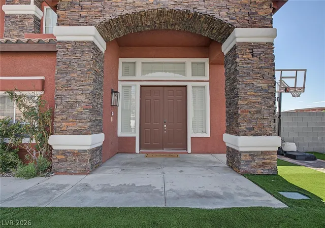 Photo 3 of Single family home for sale at 5560 Kings Row Ct, Las Vegas, NV 89148 | MLS# 2809444 | Listing updated on 2026-09-04
