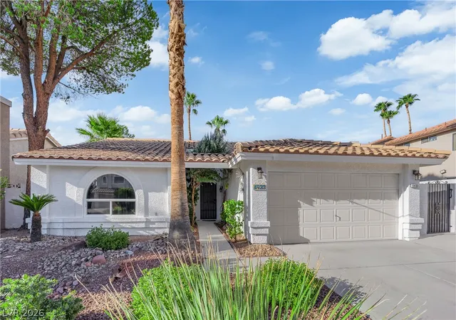Photo 2 of Sale Pending at 1433 Pathfinder Rd, Henderson, NV 89014 | MLS# 2810044 | Listing updated on 2026-09-04