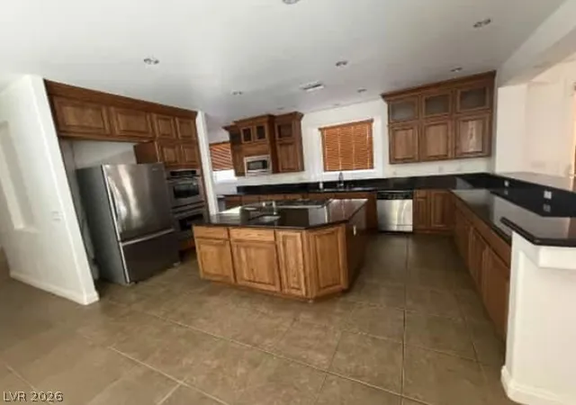 Photo 4 of Single family home for sale at 10003 Emerald Pools St, Las Vegas, NV 89178 | MLS# 2810083 | Listing updated on 2026-09-18