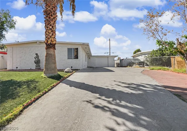 Photo 3 of Single family home for sale at 3215 Wright Ave, North Las Vegas, NV 89030 | MLS# 2809024 | Listing updated on 2026-09-12