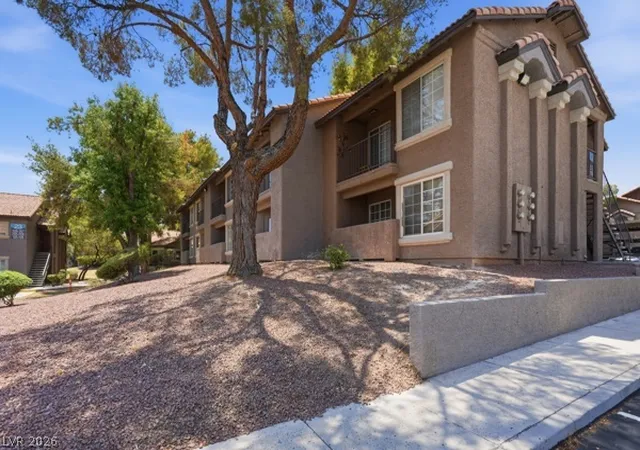 Photo 2 of Condo for sale at 2750 S Durango Dr #1142, Las Vegas, NV 89117 | MLS# 2807178 | Listing updated on 2026-09-08