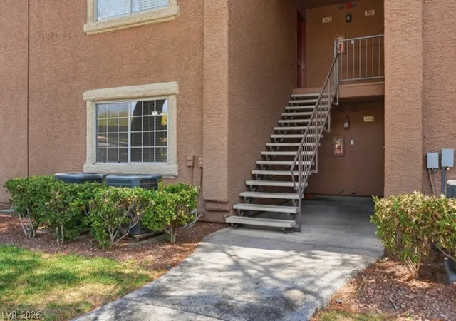Photo 3 of Condo for sale at 2750 S Durango Dr #1142, Las Vegas, NV 89117 | MLS# 2807178 | Listing updated on 2026-09-08