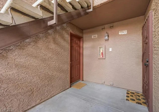 Photo 3 of Condo for sale at 2750 S Durango Dr #1142, Las Vegas, NV 89117 | MLS# 2807178 | Listing updated on 2026-09-08
