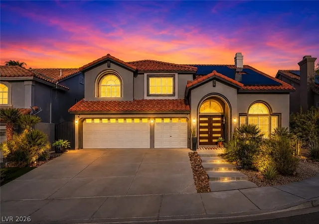 Photo 1 of Sale Pending at 6 Oak Holw Ct, Henderson, NV 89074 | MLS# 2809535 | Listing updated on 2026-08-31