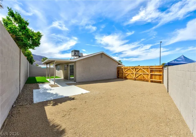 Photo 3 of Single family home for sale at 206 Bryce Ct, Henderson, NV 89002 | MLS# 2810246 | Listing updated on 2026-09-10