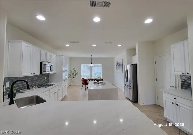 Photo 3 of Single family home for sale at 2116 Twin Fls Dr, Henderson, NV 89044 | MLS# 2809789 | Listing updated on 2026-09-19