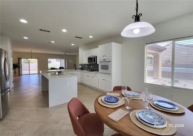 Photo 4 of Single family home for sale at 2116 Twin Fls Dr, Henderson, NV 89044 | MLS# 2809789 | Listing updated on 2026-09-19