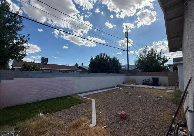 Photo 3 of Single family home for sale at 901 Stanley Ave, North Las Vegas, NV 89030 | MLS# 2808046 | Listing updated on 2026-08-30