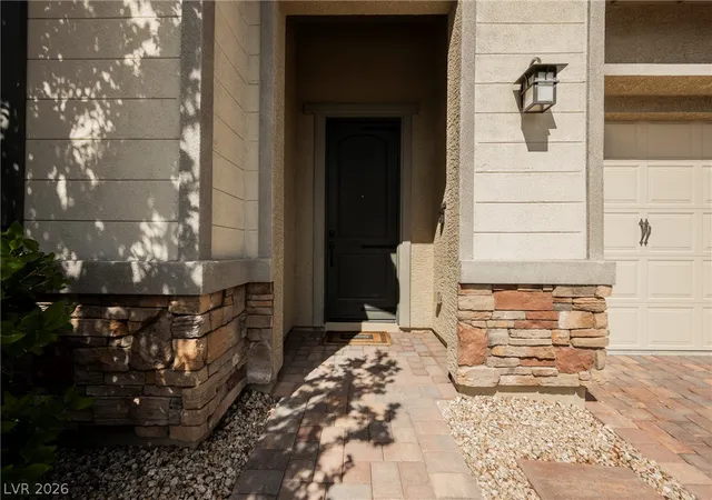 Photo 3 of Sale Pending at 8133 Pinetop Crst St, Las Vegas, NV 89166 | MLS# 2810252 | Listing updated on 2026-09-14