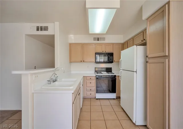 Photo 2 of Condo for sale at 3046 Tarpon Dr #101, Las Vegas, NV 89120 | MLS# 2807066 | Listing updated on 2026-09-01