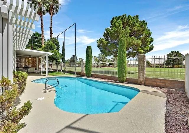 Photo 3 of Sale Pending at 5520 Singing Hills Dr, Las Vegas, NV 89130 | MLS# 2810329 | Listing updated on 2026-09-13