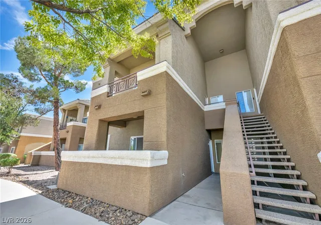 Listing Photo 3 - Condo for sale in building located at 8070 W Russell Rd, Las Vegas, NV 89113 - Unit #1060