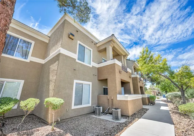 Listing Photo 4 - Condo for sale in building located at 8070 W Russell Rd, Las Vegas, NV 89113 - Unit #1060