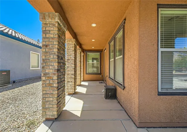 Photo 3 of Single family home for sale at 497 Via Stretto Ave, Henderson, NV 89011 | MLS# 2810318 | Listing updated on 2026-09-11