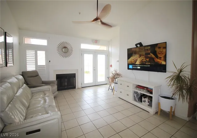 Photo 3 of Sale Pending at 6428 Crystal Dew Dr, Las Vegas, NV 89118 | MLS# 2810177 | Listing updated on 2026-09-01
