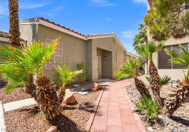 Photo 3 of Single family home for sale at 1028 Country Skies Ave, Las Vegas, NV 89123 | MLS# 2810803 | Listing updated on 2026-09-24