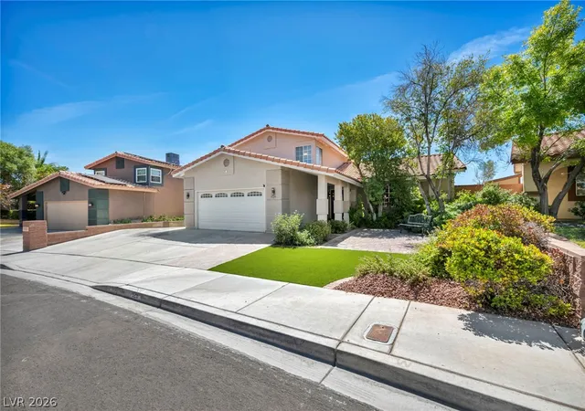 Photo 3 of Single family home for sale at 7529 W Gilmore Ave, Las Vegas, NV 89129 | MLS# 2810542 | Listing updated on 2026-09-09