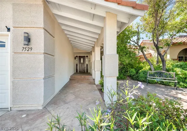 Photo 4 of Single family home for sale at 7529 W Gilmore Ave, Las Vegas, NV 89129 | MLS# 2810542 | Listing updated on 2026-09-09