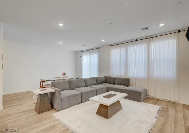 Photo 3 of Single family home for sale at 2663 Sierra Grande St, Las Vegas, NV 89121 | MLS# 2810920 | Listing updated on 2026-10-01