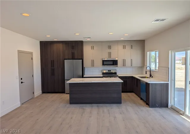 Photo 3 of Single family home for sale at 2886 Mount Charleston, Pahrump, NV 89048 | MLS# 2810627 | Listing updated on 2026-08-30