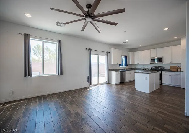 Photo 4 of Single family home for sale at 6030 Forest Archer Pl, Las Vegas, NV 89122 | MLS# 2810975 | Listing updated on 2026-08-31