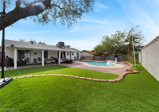 Photo 1 of Single family home for sale at 1404 Gloria Ln, Boulder City, NV 89005 | MLS# 2811036 | Listing updated on 2026-09-08