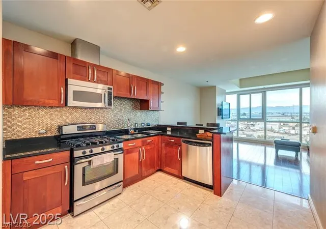 Photo 3 of Condo for sale at 4525 Dean Martin Dr #604, Las Vegas, NV 89103 | MLS# 2809688 | Listing updated on 2026-09-29