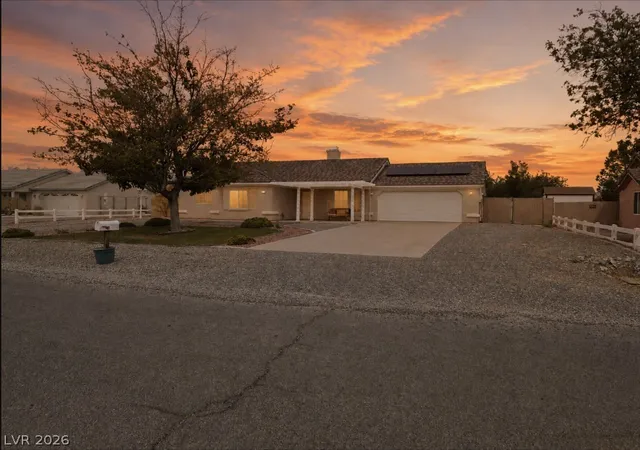 Photo 1 of Single family home for sale at 401 S Round Up Ct, Pahrump, NV 89048 | MLS# 2807272 | Listing updated on 2026-09-02