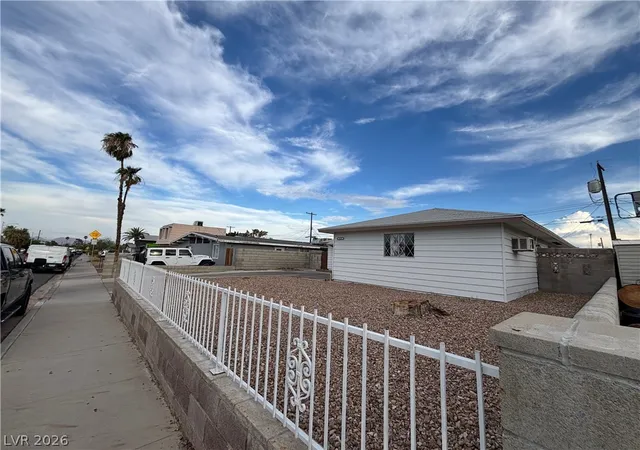 Photo 4 of Single family home for sale at 6325 Elton Ave, Las Vegas, NV 89107 | MLS# 2811169 | Listing updated on 2026-09-04