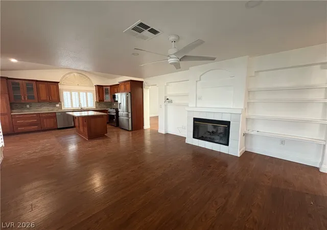 Photo 3 of Single family home for sale at 531 Drift Stone Ave, Las Vegas, NV 89123 | MLS# 2811210 | Listing updated on 2026-10-06
