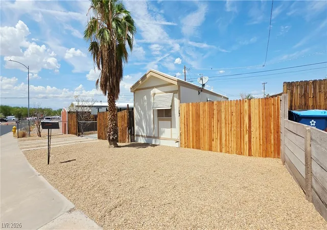 Photo 3 of Manufactured home for sale at 183 Mojave Ln, Henderson, NV 89015 | MLS# 2811061 | Listing updated on 2026-10-03